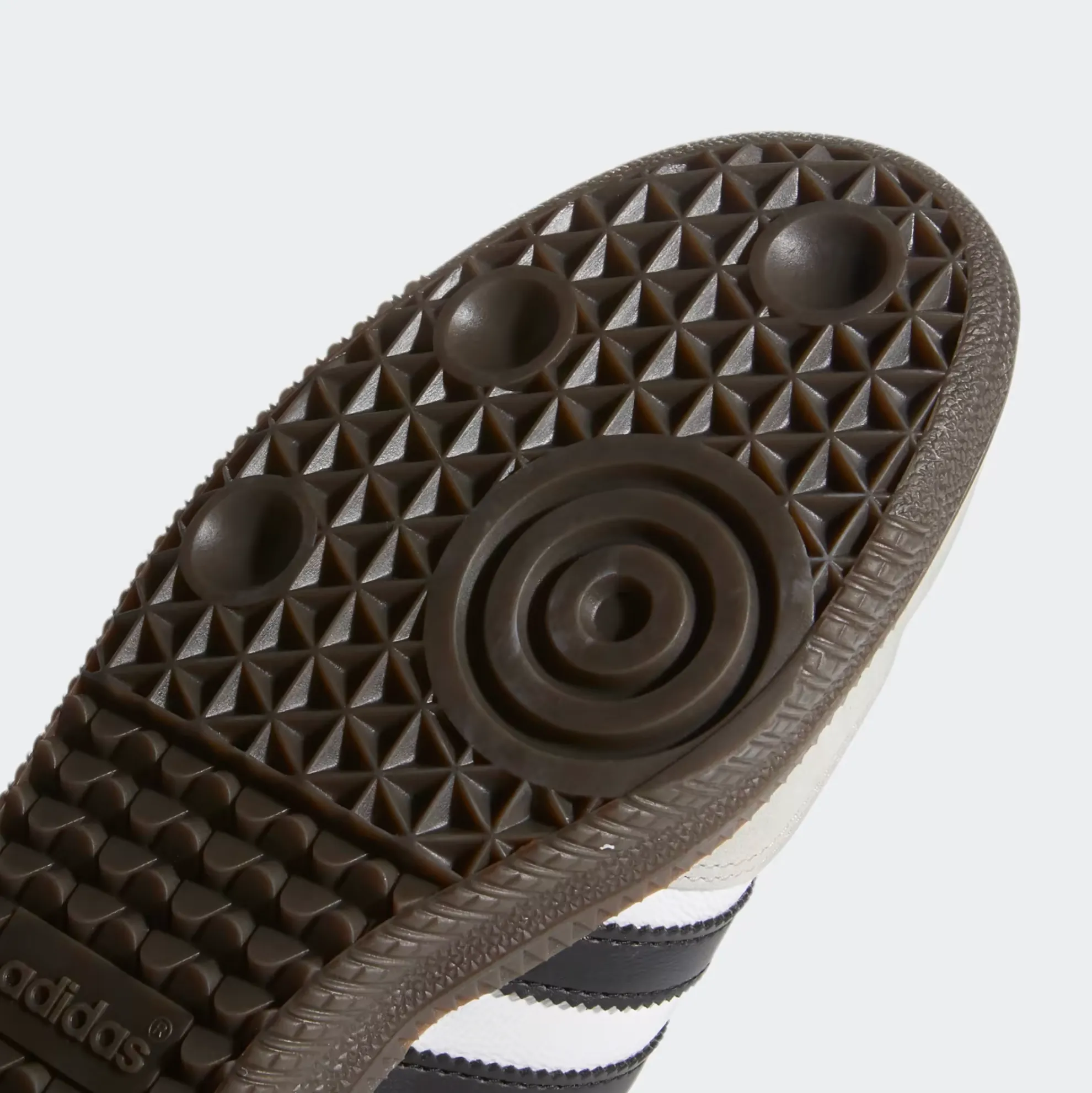 ADIDAS SAMBA ADV WHITE / BLACK