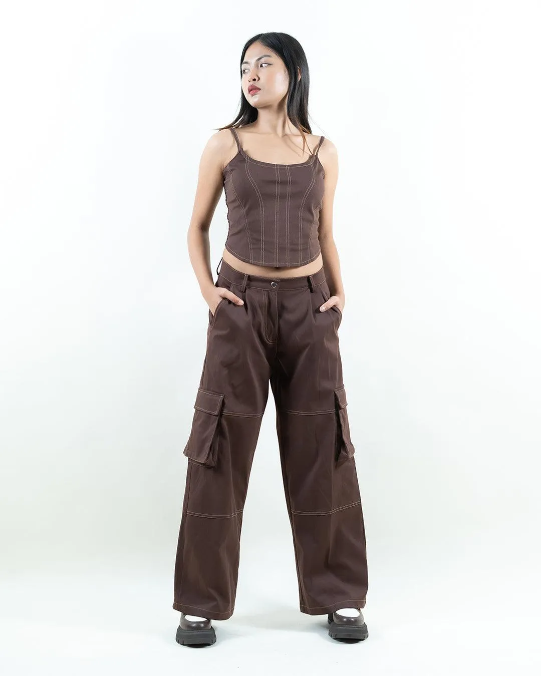 Autumn Trend Corset Style Crop Top & Y2K Baggy Fit Women Cargo In Chocolate Brown