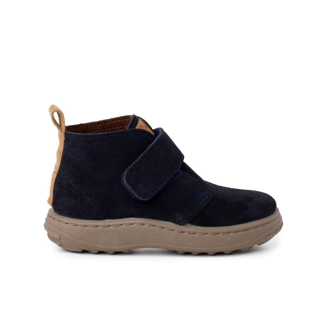 BOYS SUEDE BOOTS SPORT SOLE WITH ADHERENT STRAP