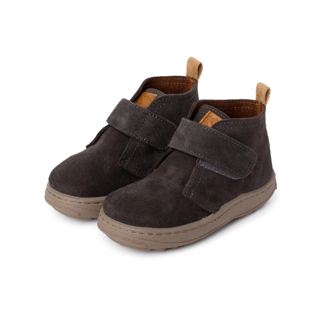 BOYS SUEDE BOOTS SPORT SOLE WITH ADHERENT STRAP