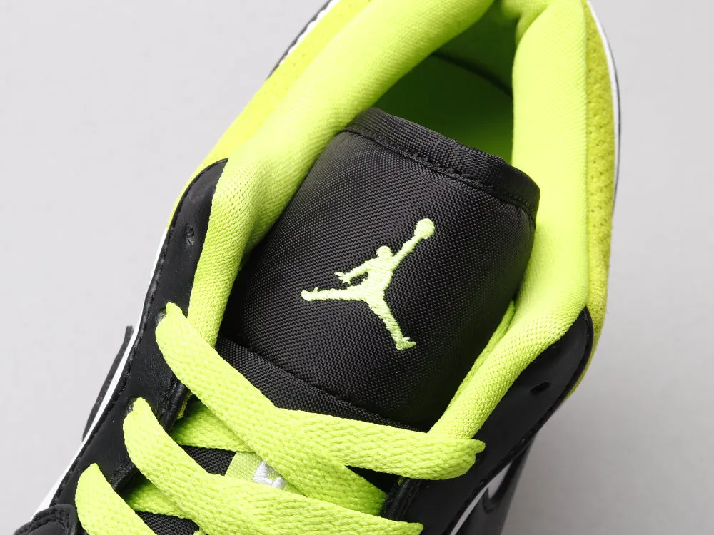 CE - AJ1 fluorescent green