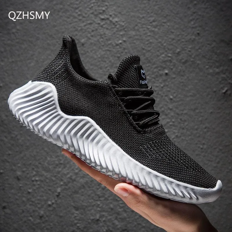 Men Air Mesh Breathable Lightweight Shoes