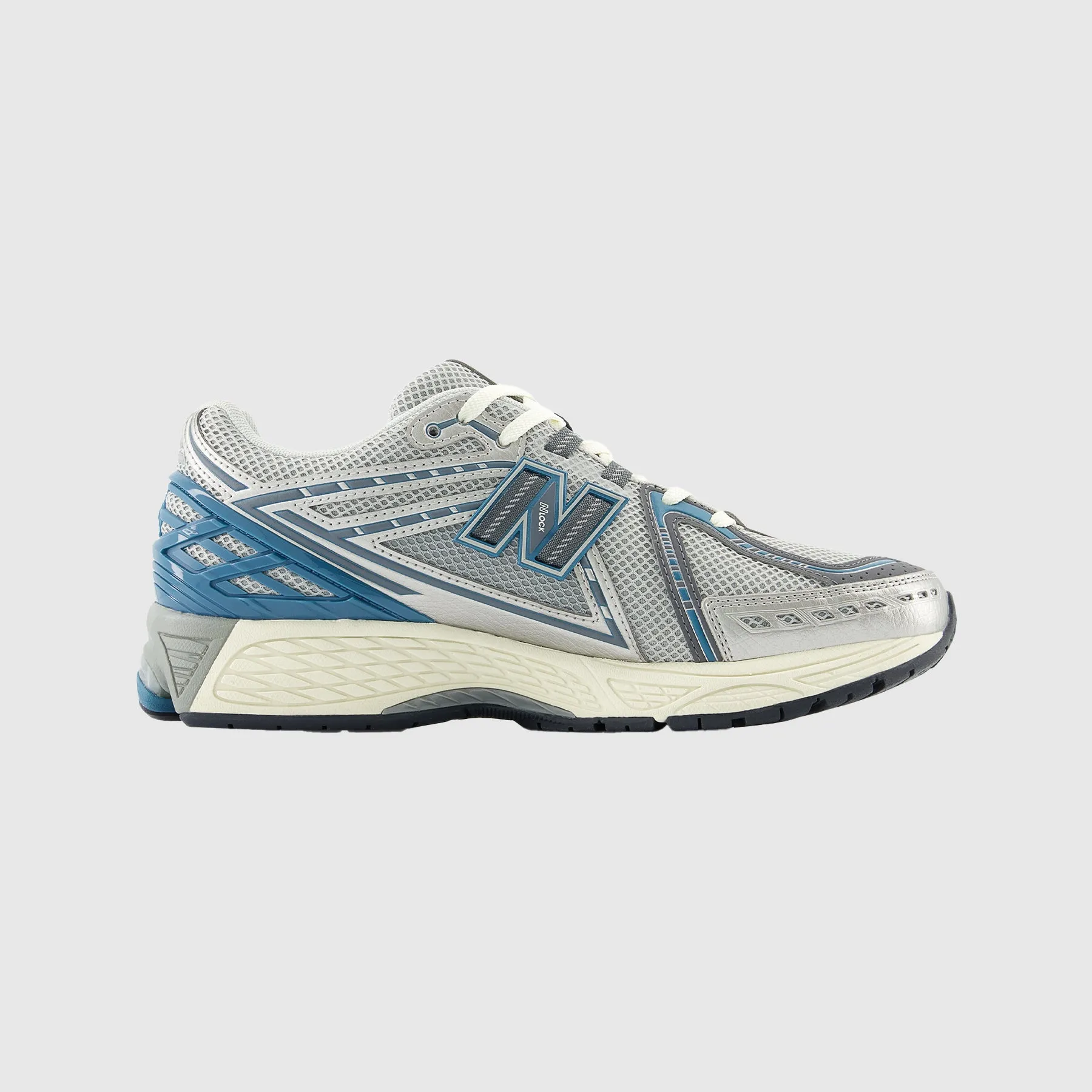 New Balance 1906 : Silver Metallic