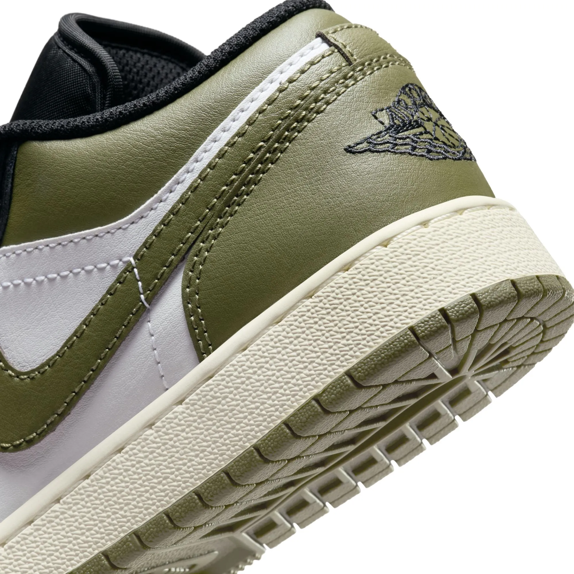 Nike Air Jordan 1 Retro Low (GS) Olive