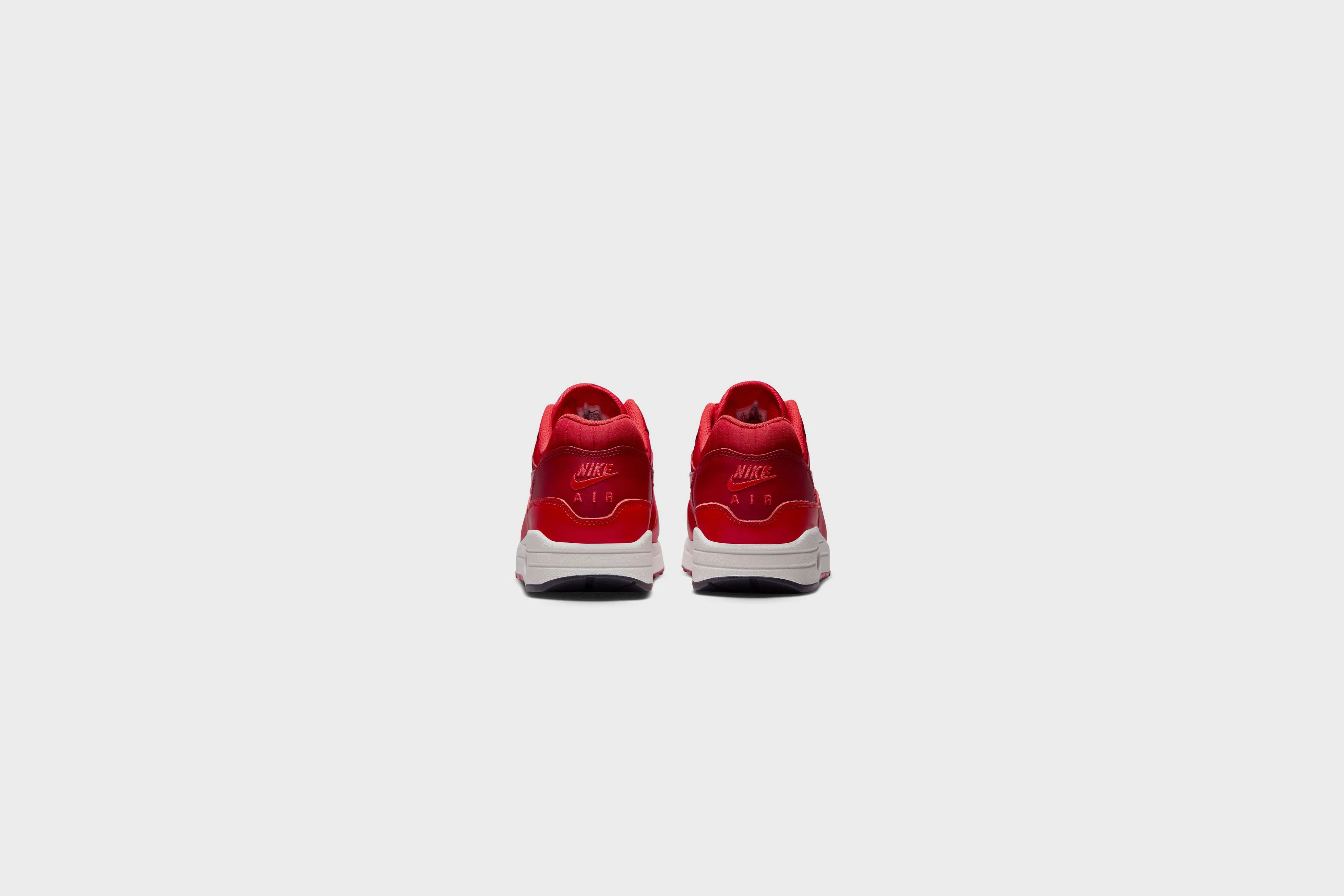 Nike Air Max 1 (Gym Red/Sail-University Red)