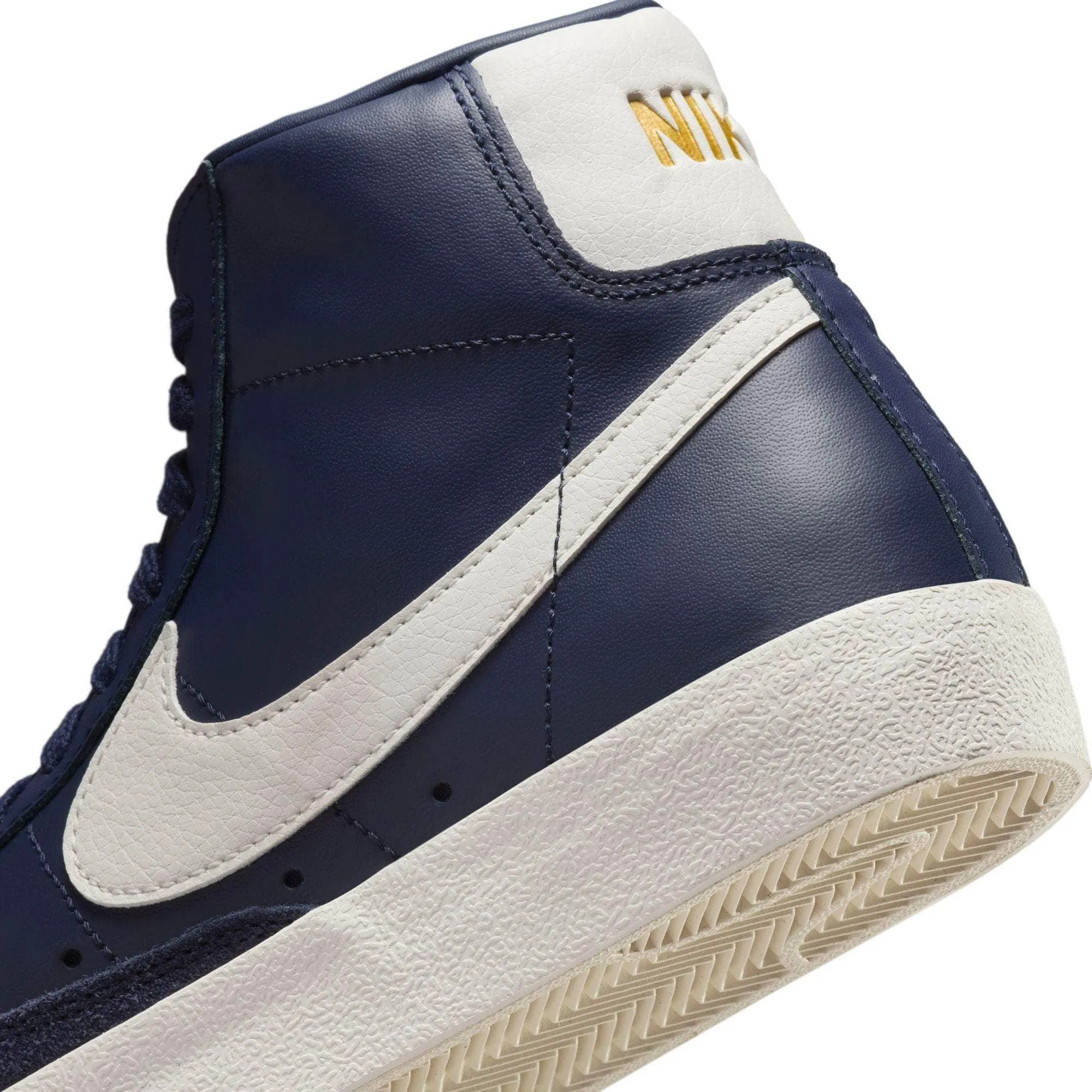 Nike Blazer Mid '77 - Women's