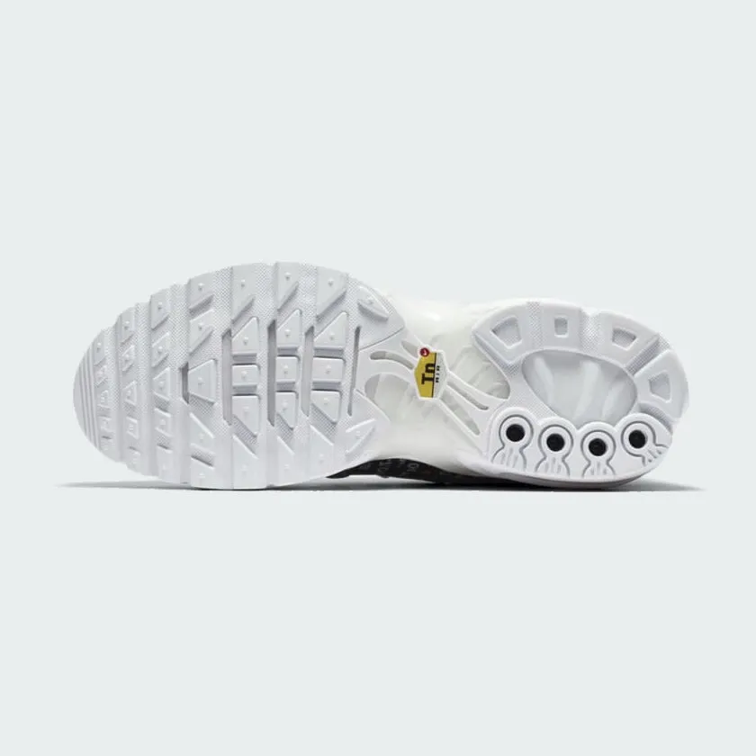 Nike Women's Air Max Plus SE Shoes 862201 007