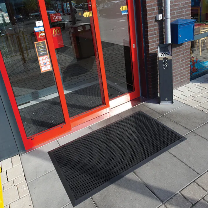 Oct-O-Flex Bevelled™ Outdoor Entrance Mat