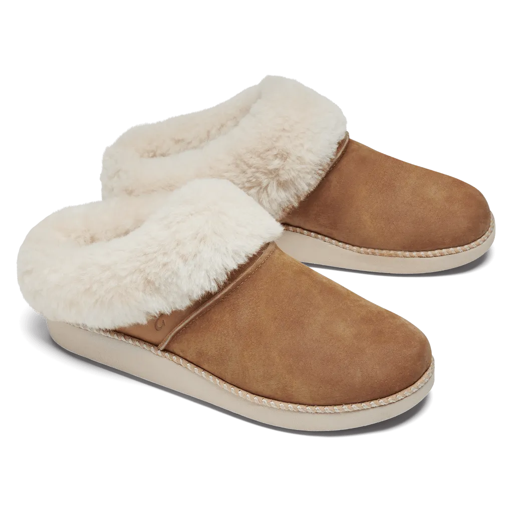OluKai Women's Ku'i Slippers- Tan/Bone