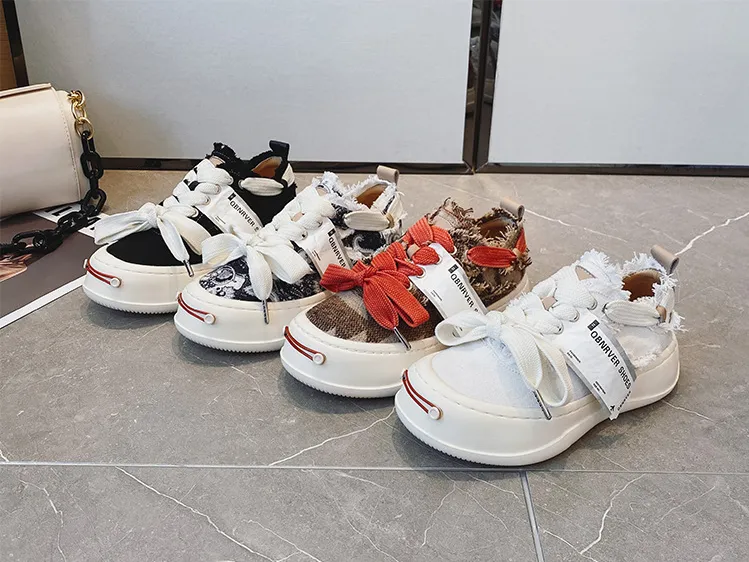 “Plush Canvas”Shoes