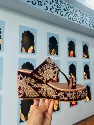Roshana(Wedges)
