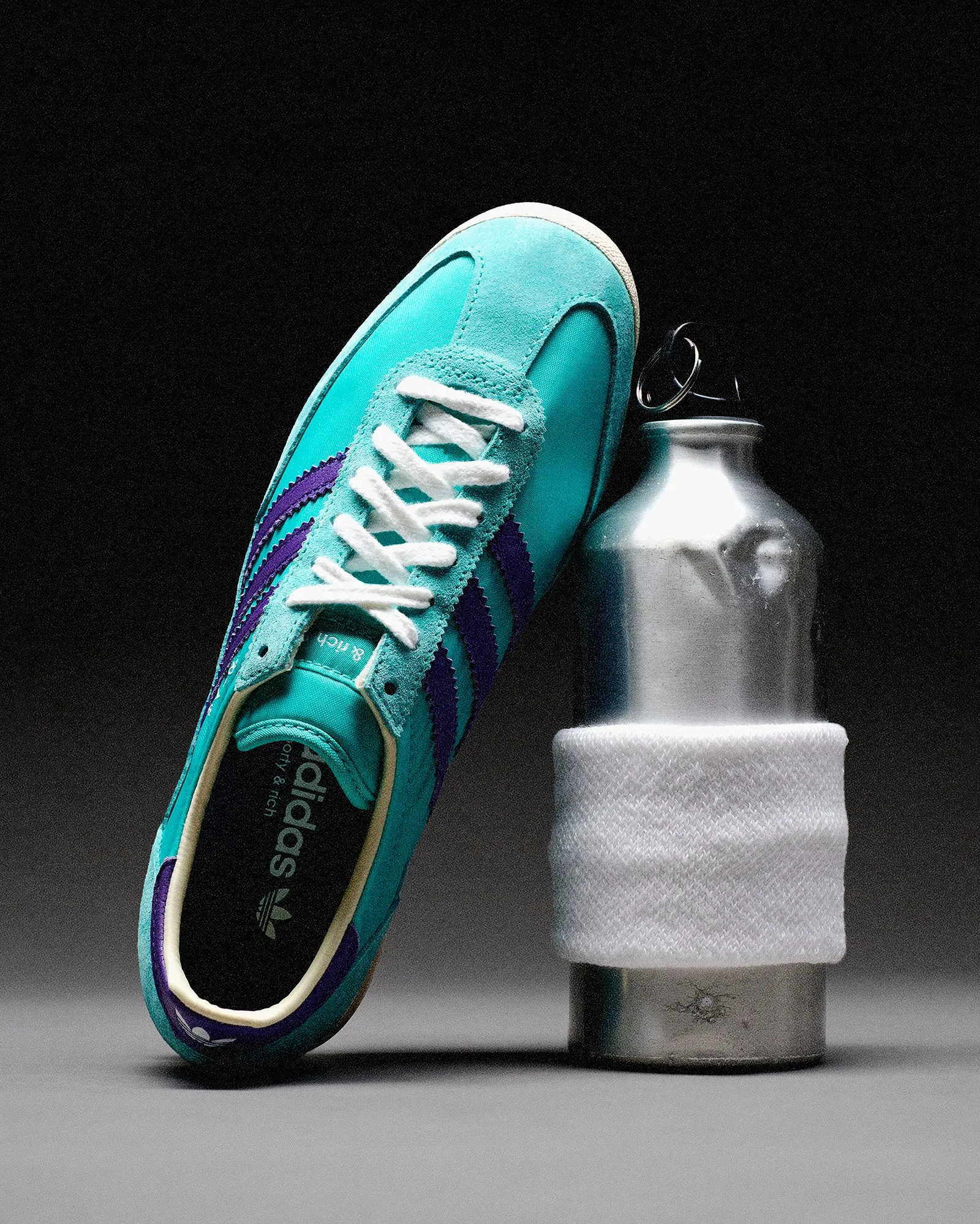 SL72 - Mint/Purple