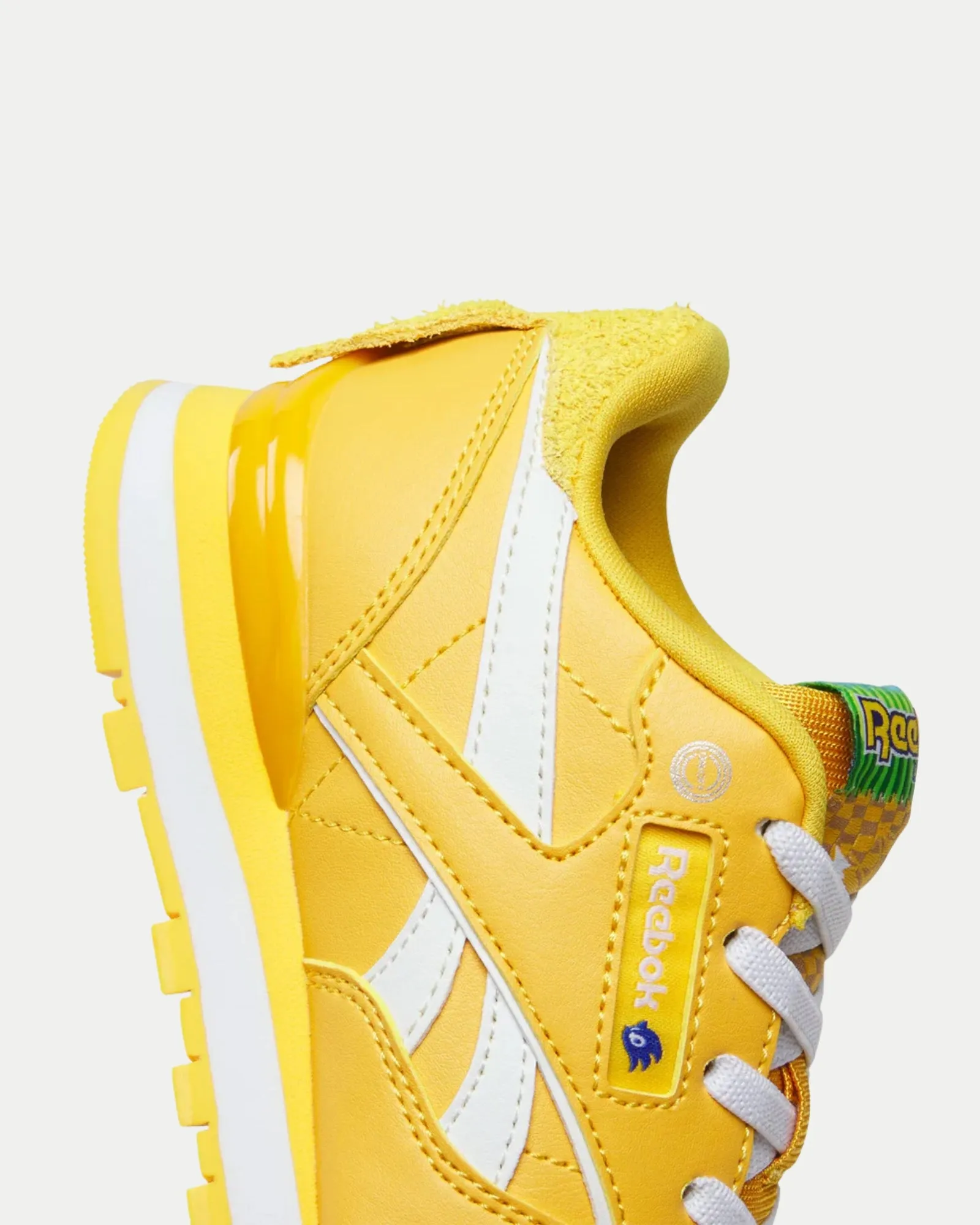 Sonic The Hedgehog Classic Leather Step N Flash