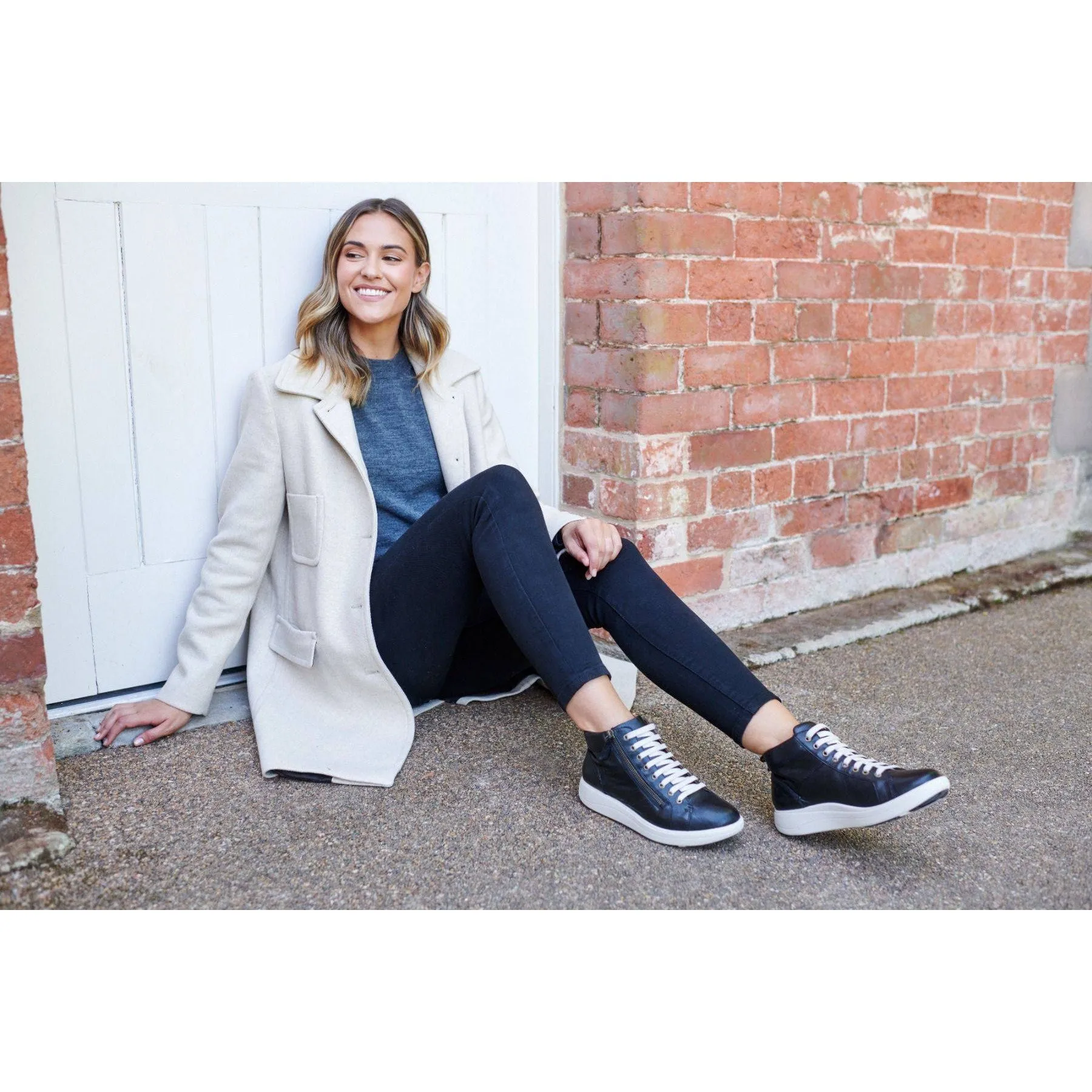 Strive Kensington Ladies Black Leather Arch Support Zip & Lace Ankle Boots