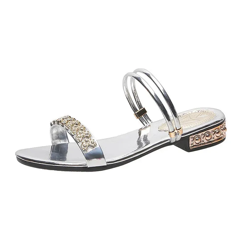 The New Sandals Women Summer Fashion Elegant Non-Slip Crystal luxury Ladies Slippers Rivet Rhinestone Low Heels