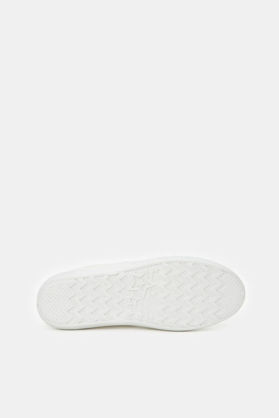 Women White Solid Anglaise Shoes